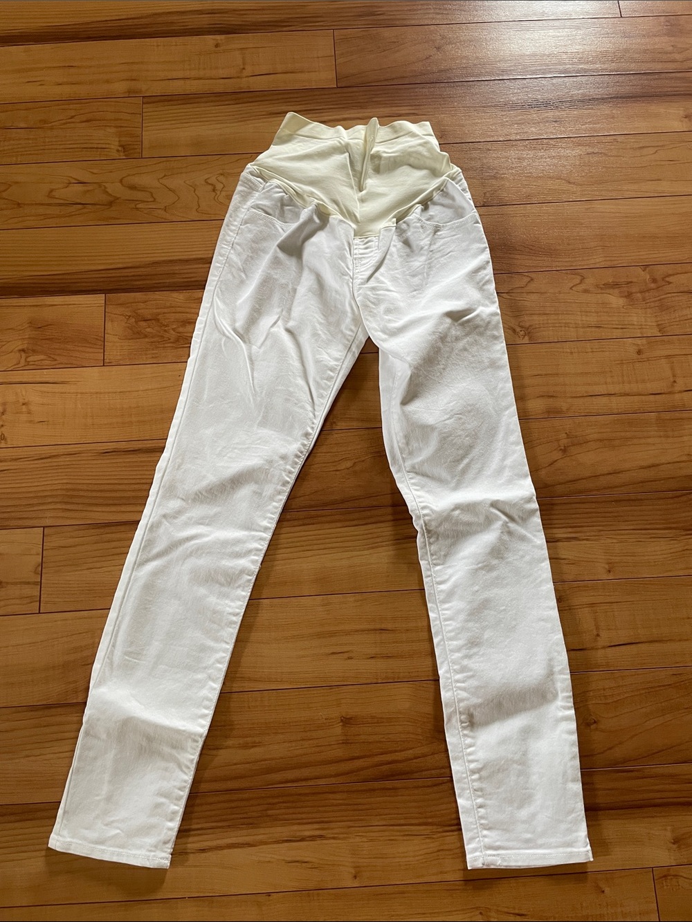 Old Navy White Straight Leg Maternity Jeans with Waist Panel